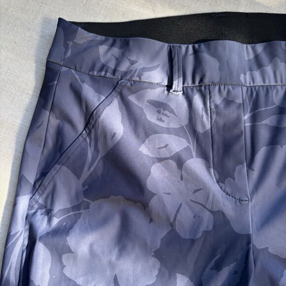 Spanx Blue Floral Sunshine Kick Flare Pants UPF Activewear - Size S - Picture 2 of 8